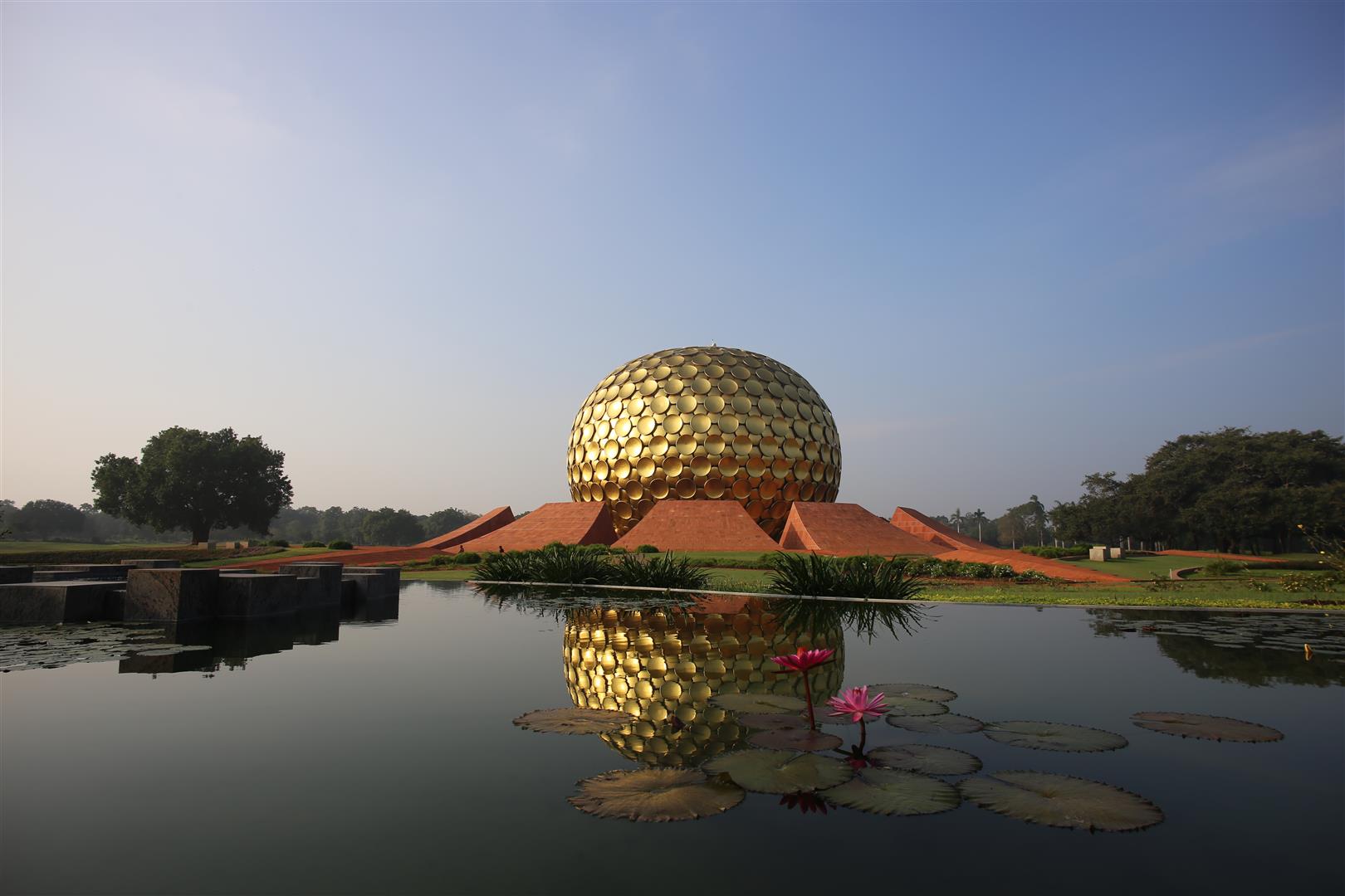 Pondicherry 2 Auroville Matrimandir