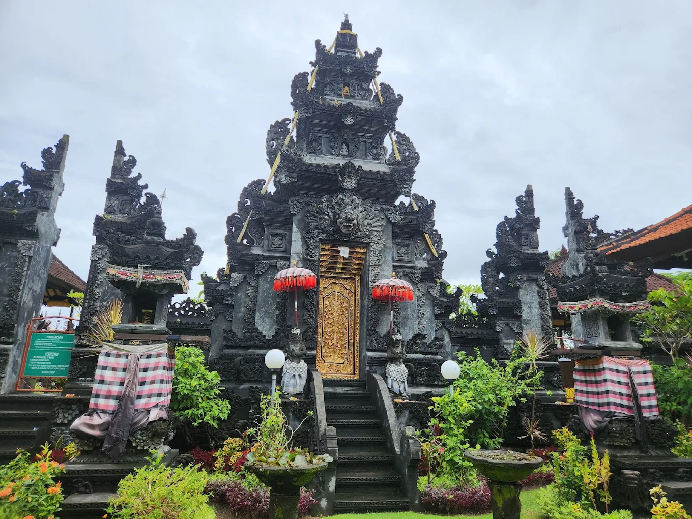 Uluwatu Temple